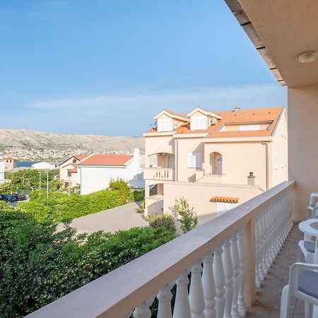 Apartment Wish - Two Bedrooms With 2 Ac Renewed Pag Town Luaran gambar