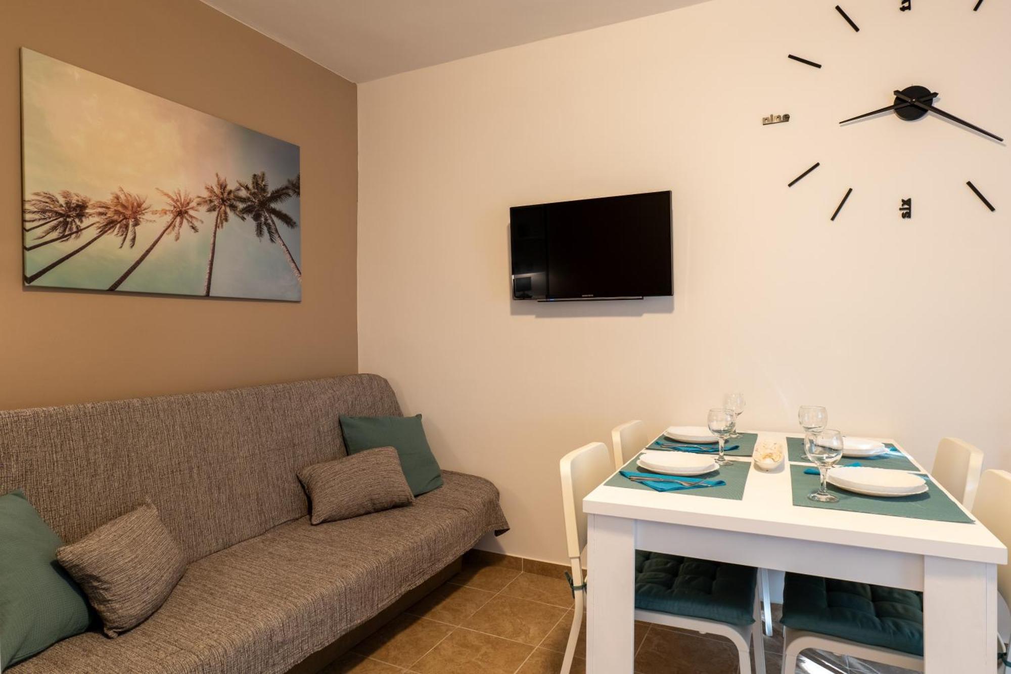 Apartment Wish - Two Bedrooms With 2 Ac Renewed Pag Town Luaran gambar