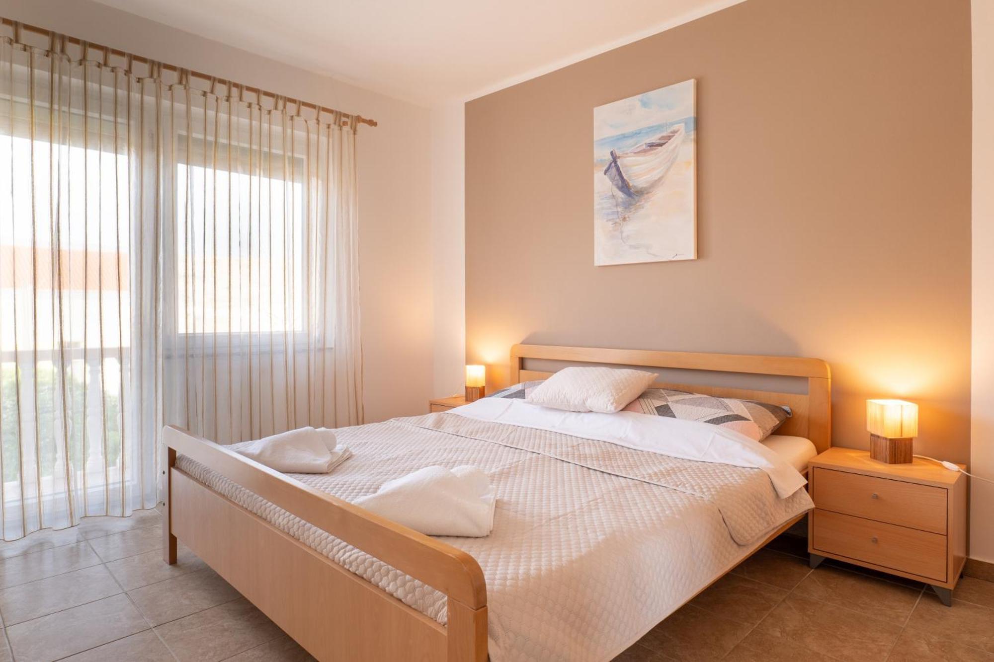 Apartment Wish - Two Bedrooms With 2 Ac Renewed Pag Town Luaran gambar