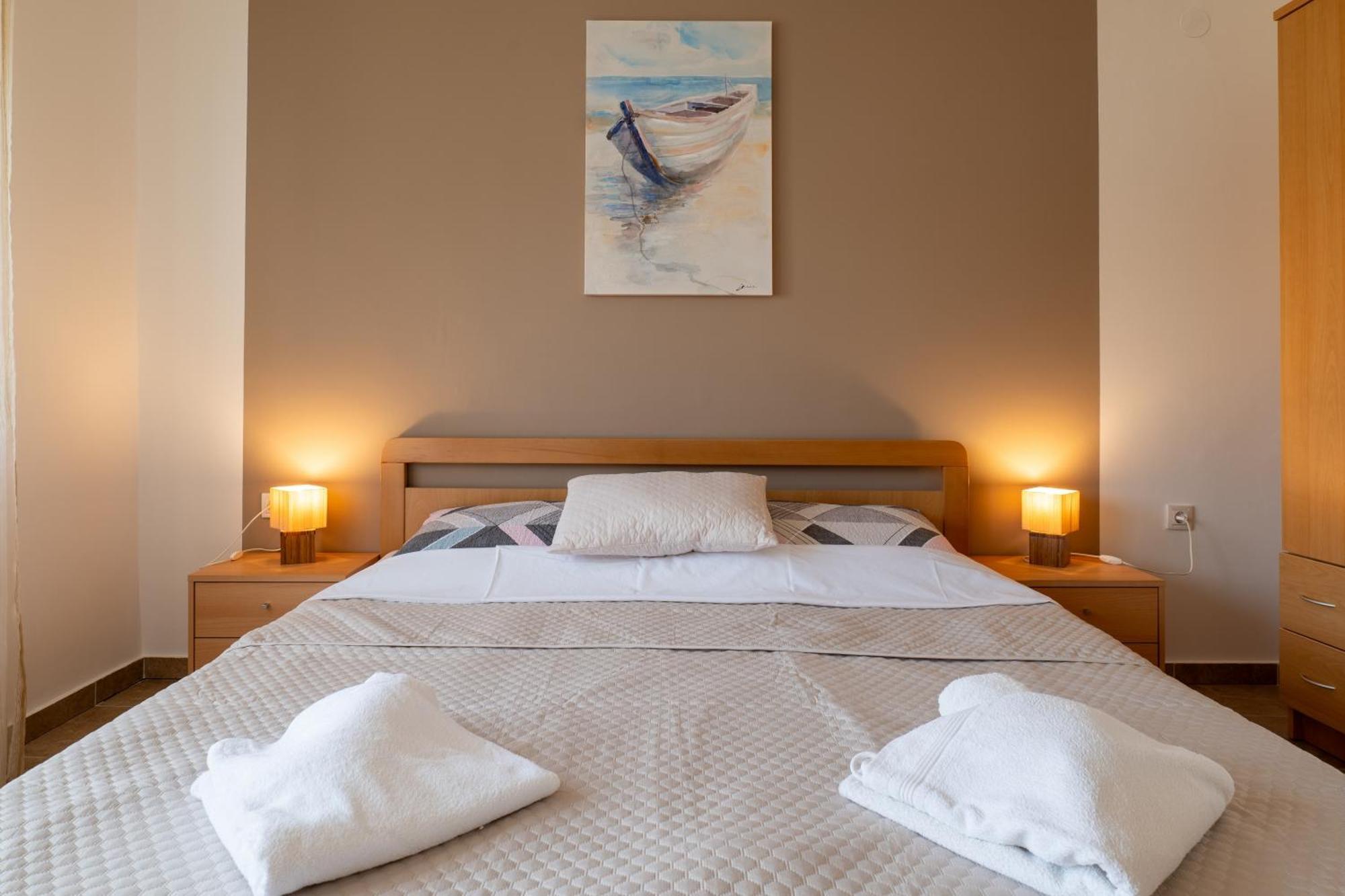 Apartment Wish - Two Bedrooms With 2 Ac Renewed Pag Town Luaran gambar